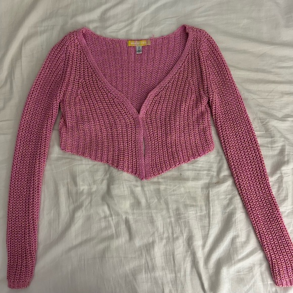 Urban Outfitters Pink Crop Sweater - Picture 1 of 3